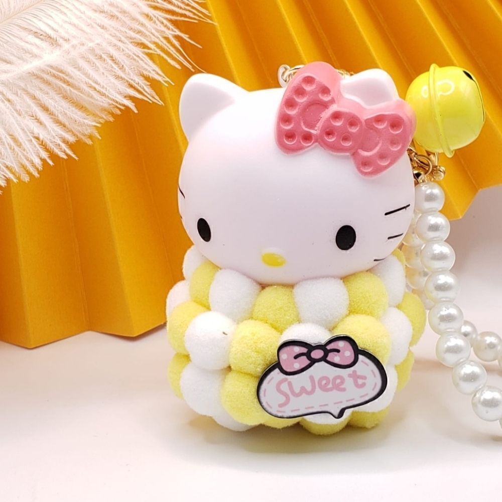 Brand New Hello Kitty Yellow Pearl Keychain